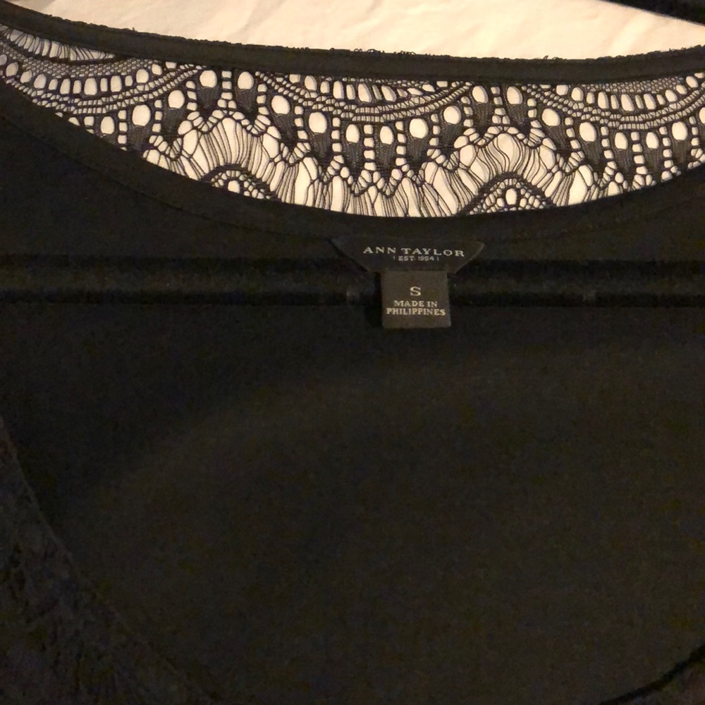 NWOT Ann Taylor Lace Top - Picture 3 of 4